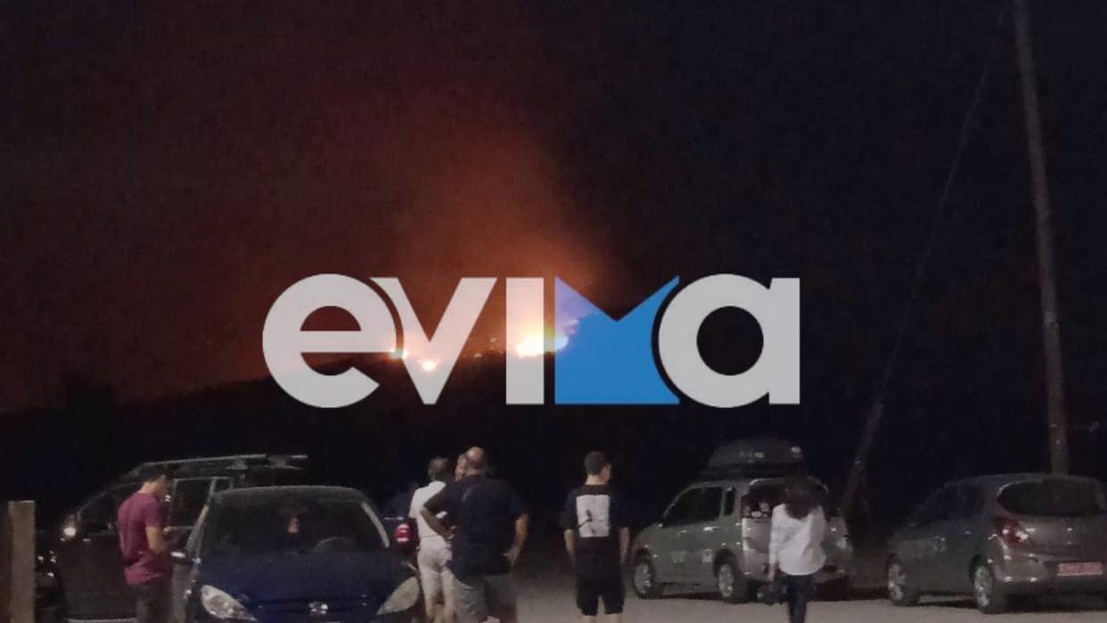 Φωτιά στην Εύβοια: Η συγκινητική κίνηση των εθελοντών σε πυροσβέστες και στρατιώτες