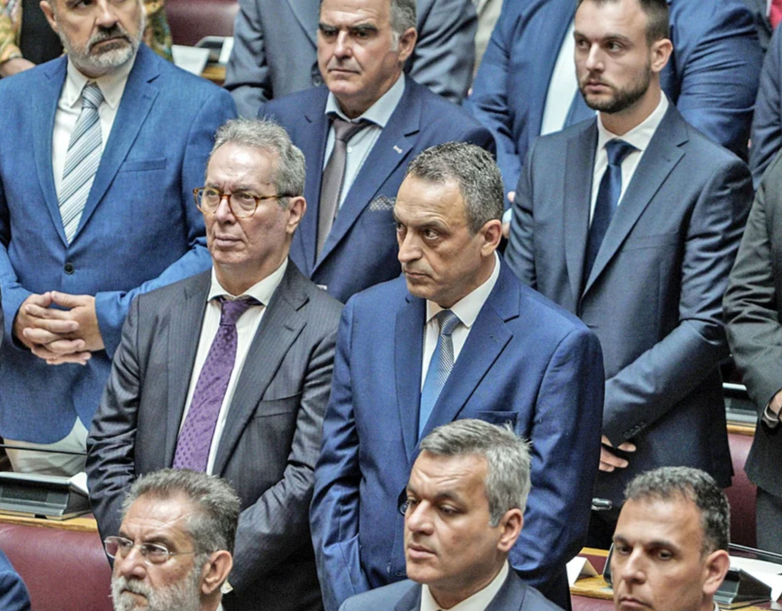 Στίγκας για Κασιδιάρη: «Greek mafia και Δον Κορλεόνε, καθοδηγεί τους “Σπαρτιάτες” από τον Κορυδαλλό» -Διαγράφησαν 3 βουλευτές