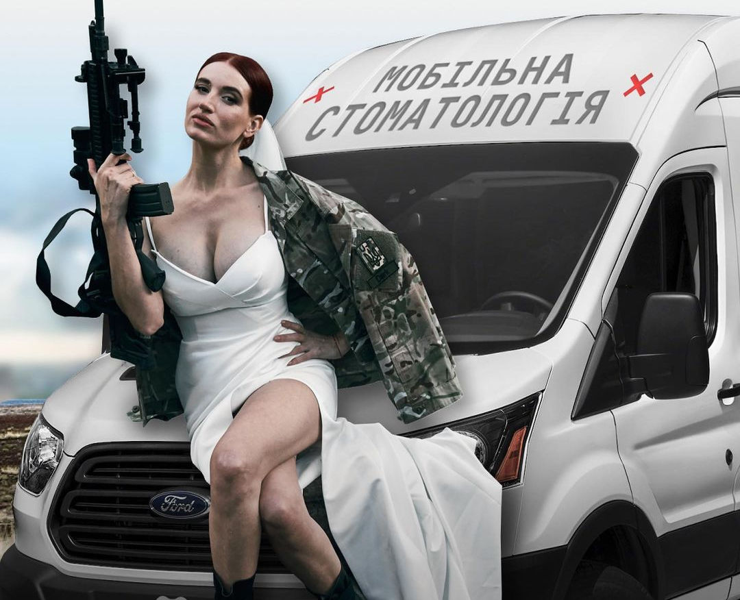 Η Ουκρανή «τιμωρός» που τρέμουν οι Ρώσοι -«Εκεί που οι άντρες διστάζουν, εγώ πυροβολώ»