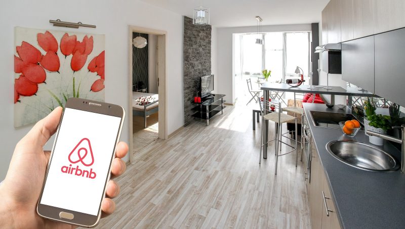 Εύβοια: Τι πρέπει να ξέρουν όσοι έκαναν σπίτια, Airbnb- Οι αλλαγές στη βραχύχρονη μίσθωση
