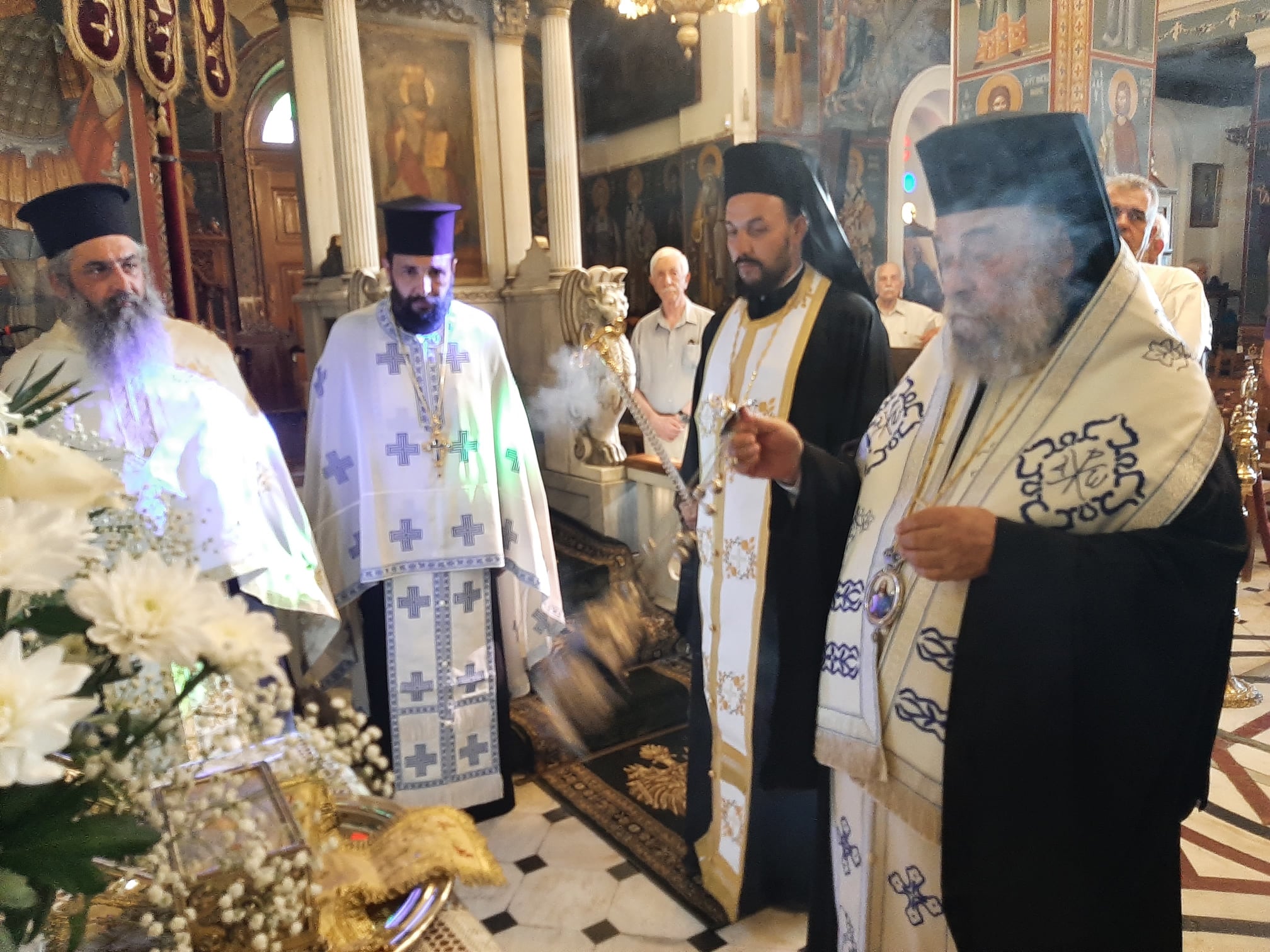 Τα Ιερά Λέιψανα του Οσίου Νικολάου έρχονται στην Εύβοια – Δείτε πού