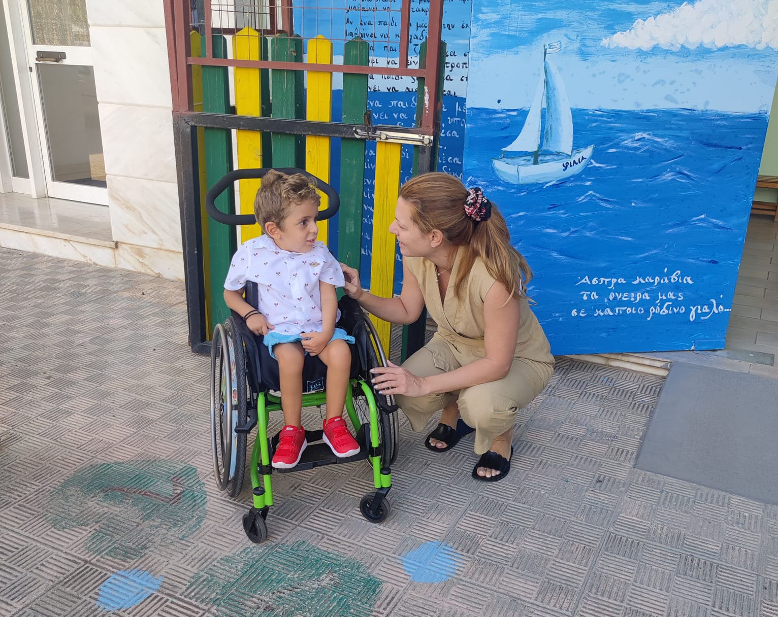 Παναγιώτης Ραφαήλ: Πρώτη ημέρα στο σχολείο για τον μικρό ήρωα από την Εύβοια