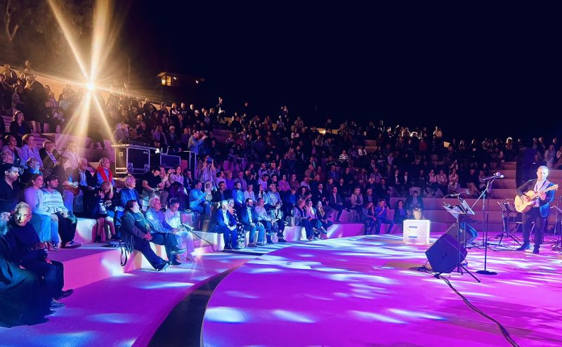 Εύβοια: Εγκαινιάστηκε το νέο υπαίθριο θέατρο Καρύστου
