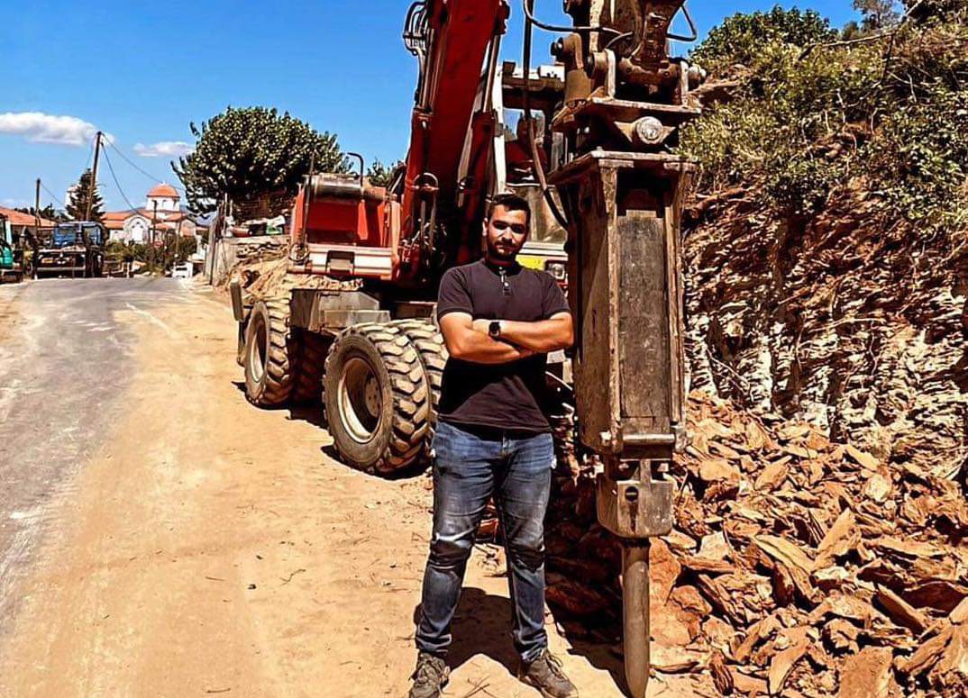 Εύβοια: Αυτός είναι ο 31χρονος πολιτικός μηχανικός που θέλει να αλλάξει το χωριό του