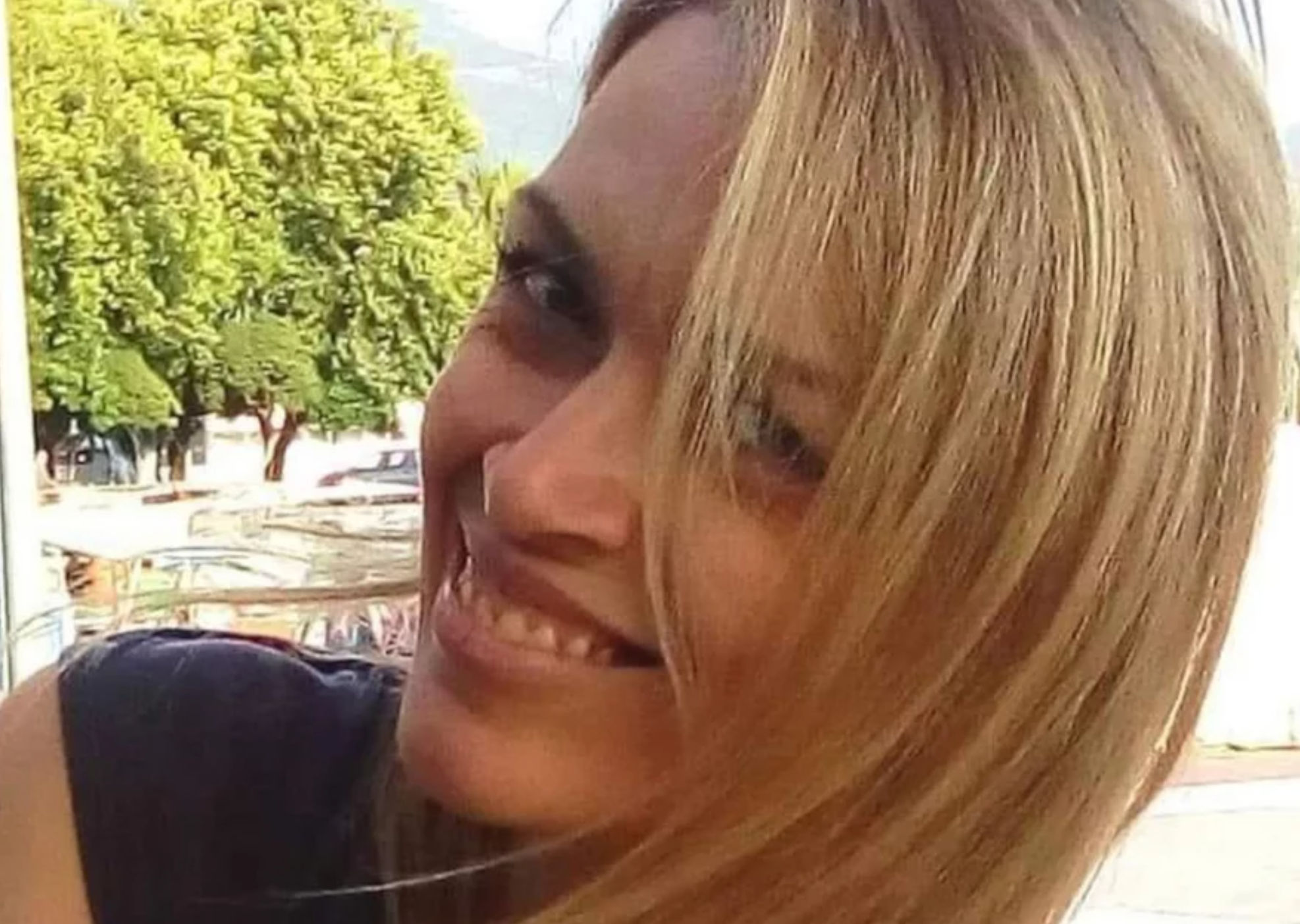 Τραγωδία: 43χρονη μητέρα έπεσε από μπαλκόνι 5ου ορόφου ενώ τίναζε χαλί