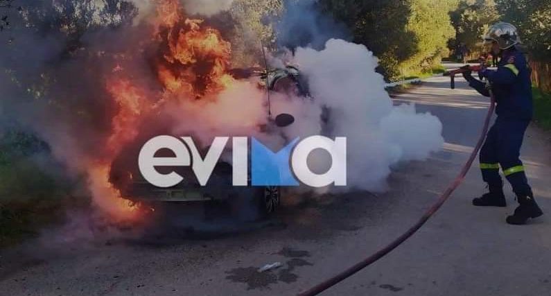 Εύβοια: Αυτοκίνητο πήρε φωτιά εν κινήσει – Πώς γλίτωσε ο οδηγός