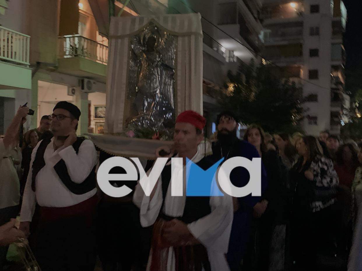 Εύβοια τώρα περιφορά της εικόνας στον Ιερό Ναό Παμμεγίστων Ταξιαρχών στην Χαλκίδα