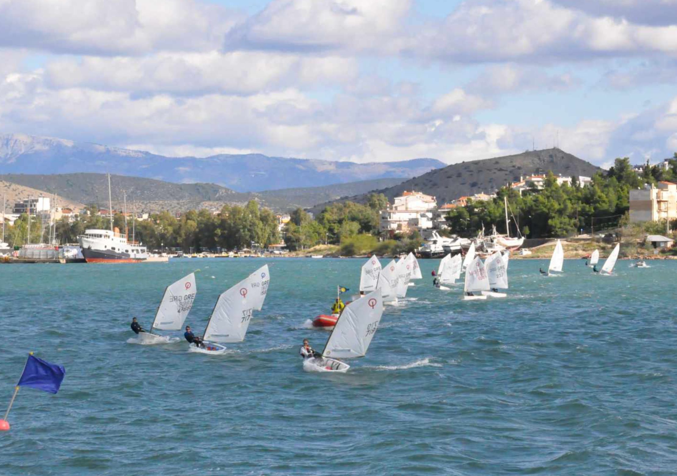 Εύβοια: Εντυπωσιακές εικόνες από τους αγώνες ιστιοπλοΐας