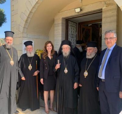 Στον Ιερό Ναό Παμμεγίστων Ταξιαρχών Κύμης η Κωνσταντίνα Καραμπατσώλη