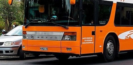 ΚΤΕΛ Αττικής: Οδηγός λεωφορείου επιτέθηκε με κατσαβίδι σε επιβάτη – Φώναζε «θέλω να πάω φυλακή»