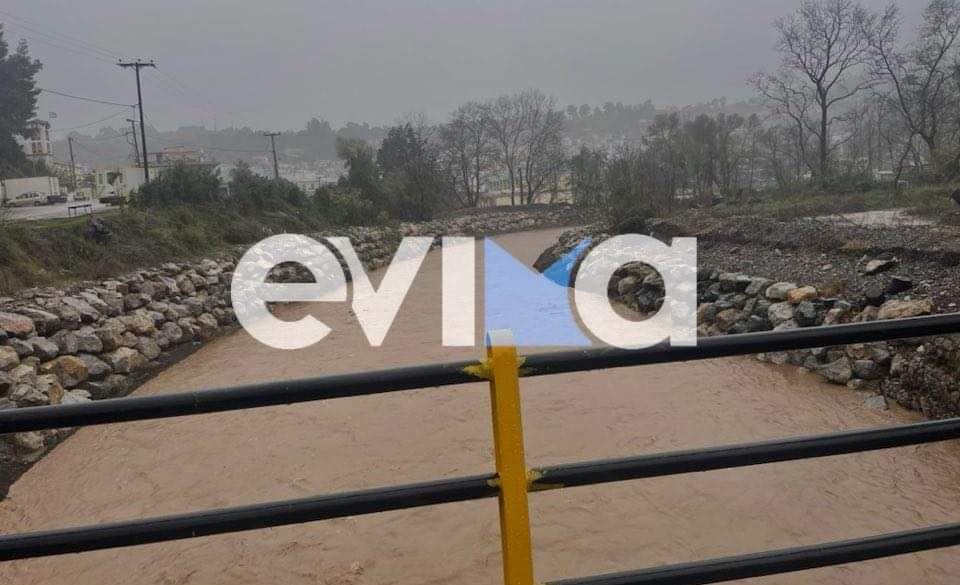Κακοκαιρία στην Εύβοια: «Φούσκωσαν» ποτάμια από την έντονη βροχόπτωση (εικόνα)