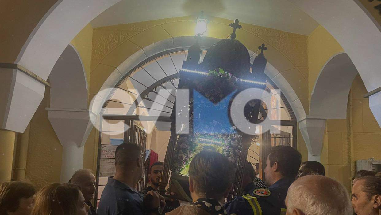 Εύβοια: Εθελοντές κράτησαν την εικόνα της Αγίας Βαρβάρας στο γραφικό Πήλι (εικόνες)