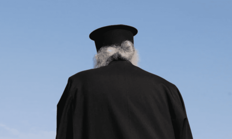 Συγκίνηση στην Εύβοια: «Εκοιμήθη» γνωστός ιερέας του νησιού