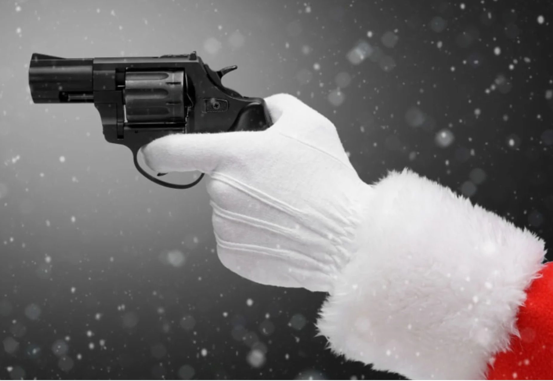 Χριστουγεννιάτική ληστεία: «Μπούκαραν» σε σπίτι ντυμένοι Άι Βασίληδες και άρπαξαν χρηματοκιβώτιο