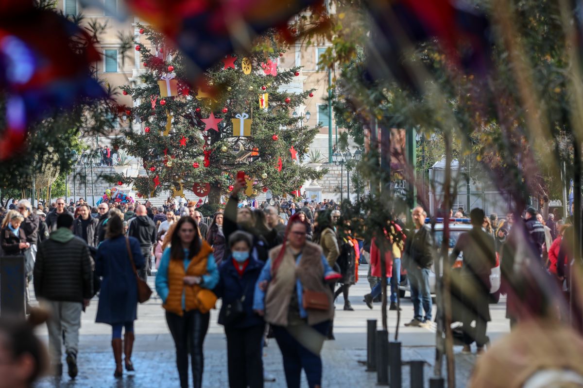 Έρχονται βαριά πρόστιμα για παραπλανητικές εκπτώσεις και προσφορές