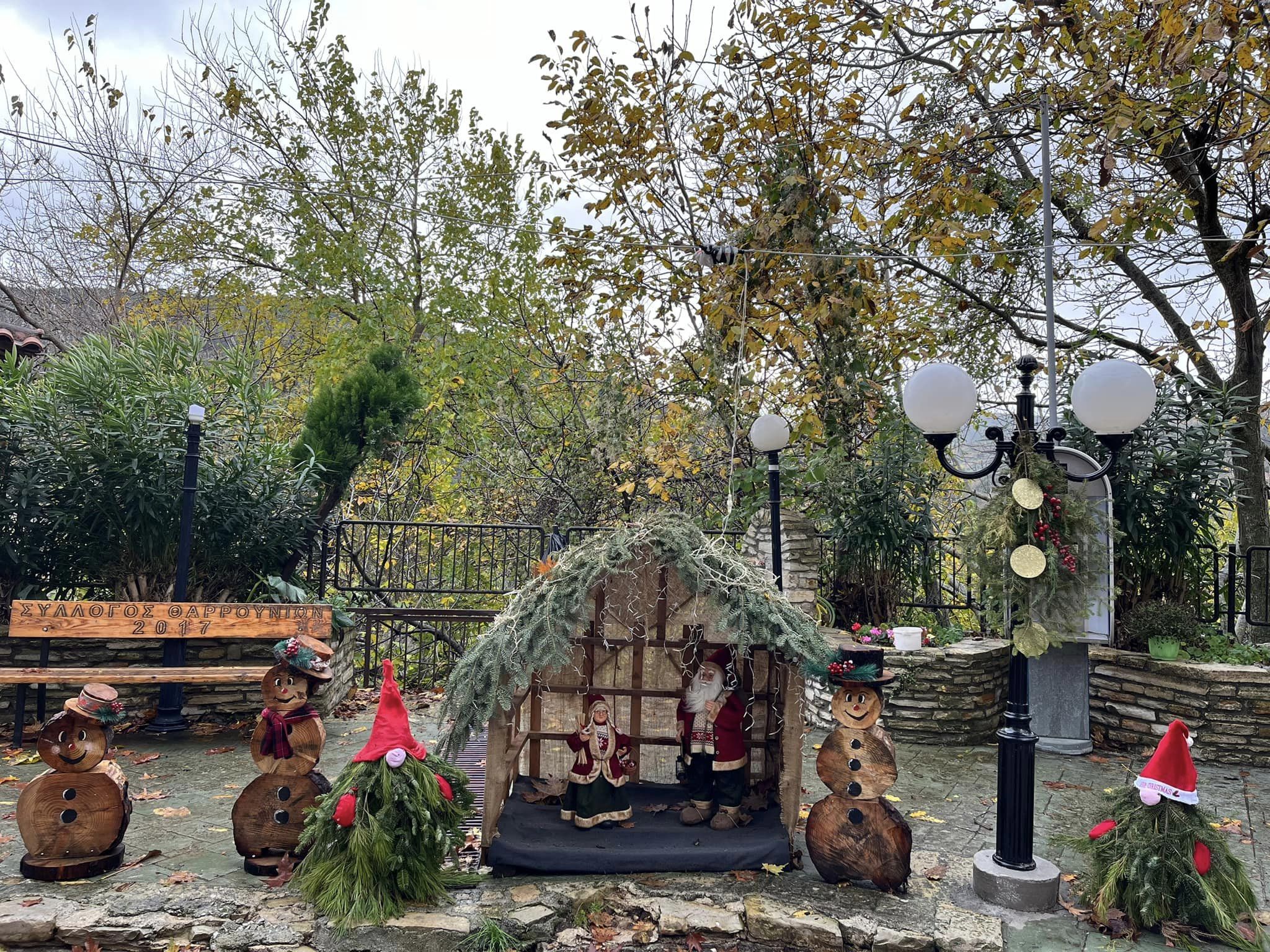 Εύβοια: Γραφικό χωριό φόρεσε τα γιορτινά του – Πανέμορφες εικόνες