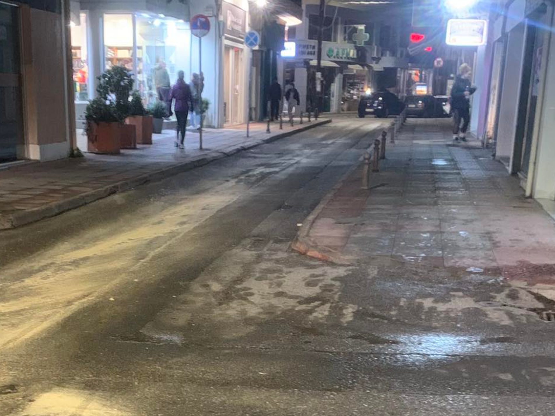 Χαλκίδα: Δυσωδία στον πιο κεντρικό δρόμο – Τι συνέβη