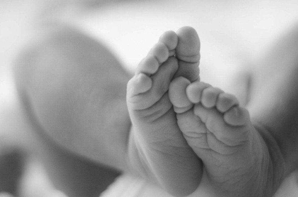 Παιδοκτονία στη Βέροια: «Πάγωσα με τη μανία της μάνας – Τράβηξα το μωρό αλλά ήταν αργά»