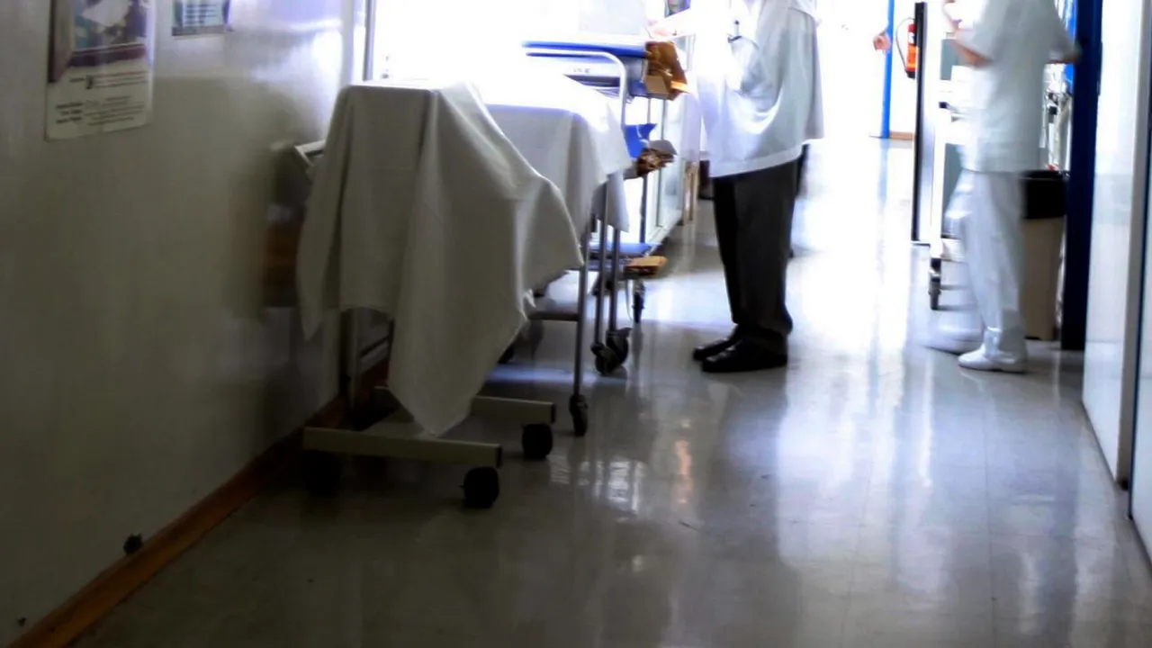 ΕΣΥ: Παραιτούνται παθολόγοι από τα νοσοκομεία