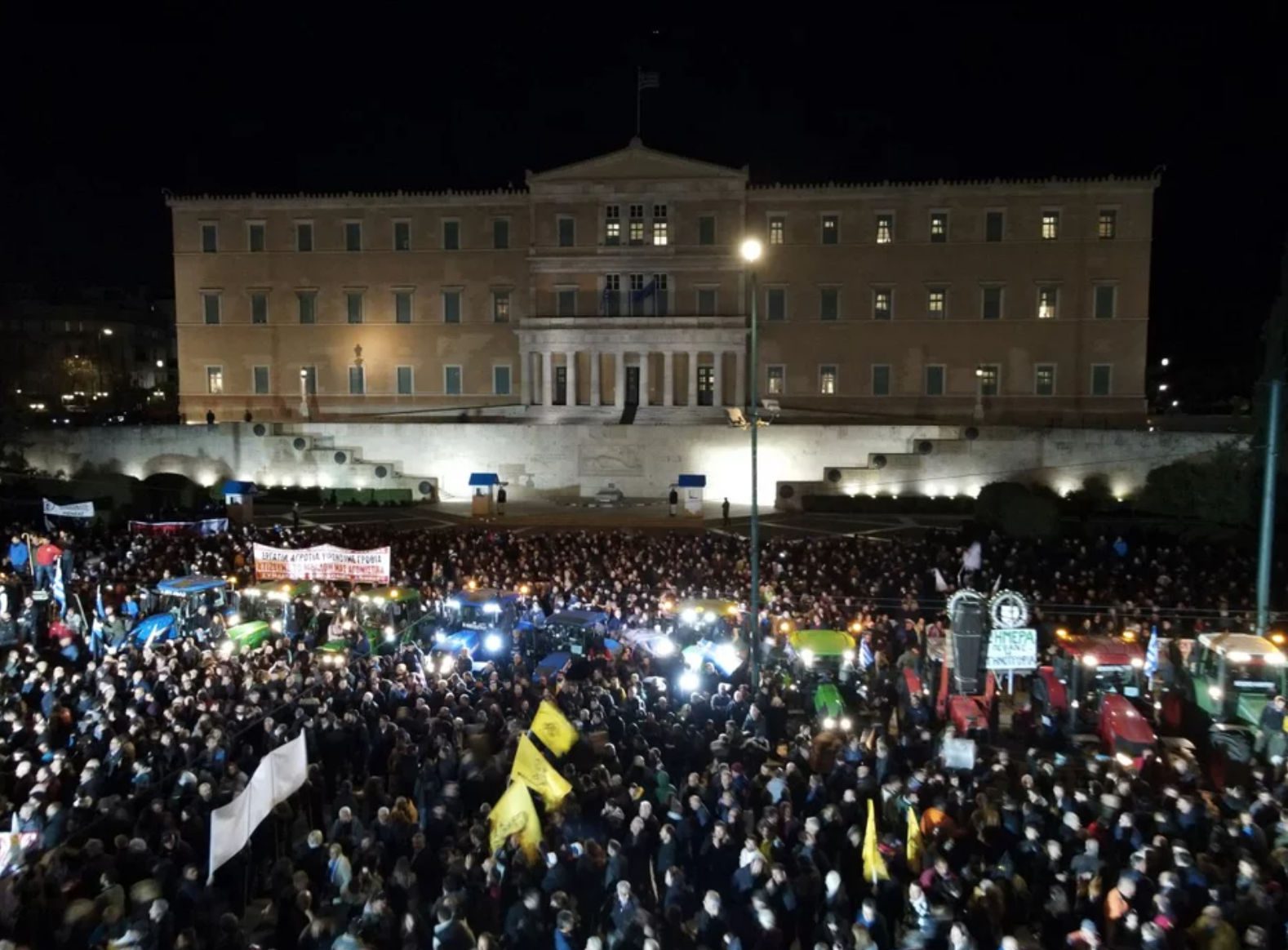 Συγκλονιστική ομιλία για την Εύβοια: Μας κάψατε, μας πνίξατε, θα σας πνίξει η οργή μας