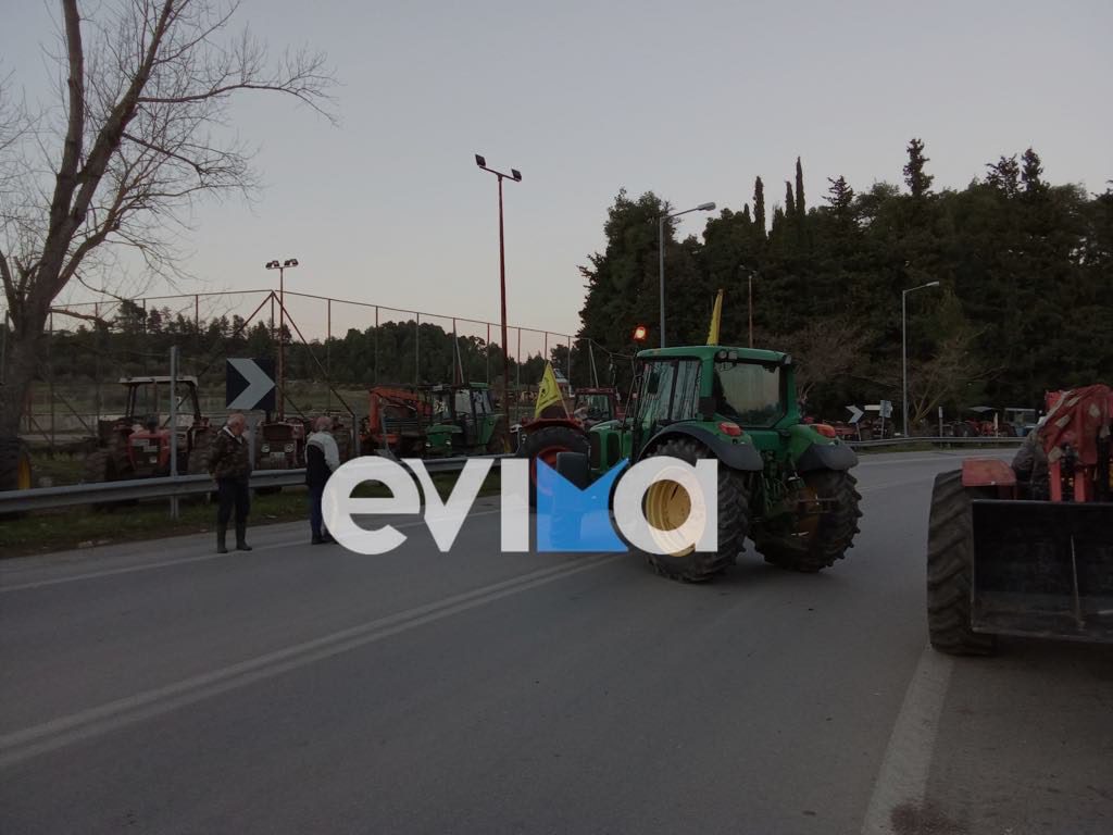Εύβοια: Έκλεισαν το δρόμο στην Κήρινθο οι αγρότες – Τι αποφάσισαν (βίντεο)