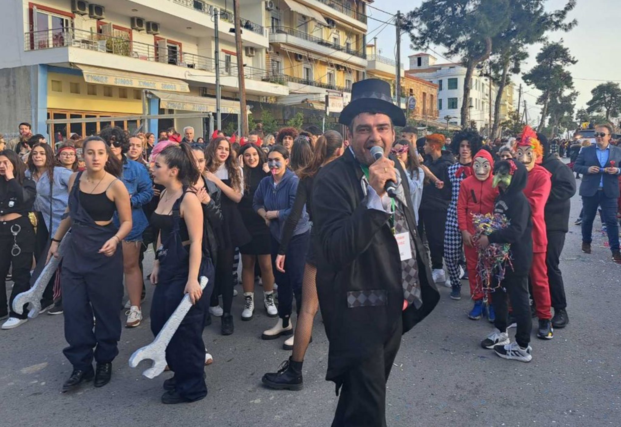 Εύβοια: Τελευταίο… καμπανάκι για τη συμμετοχή σε πασίγνωστο καρναβάλι