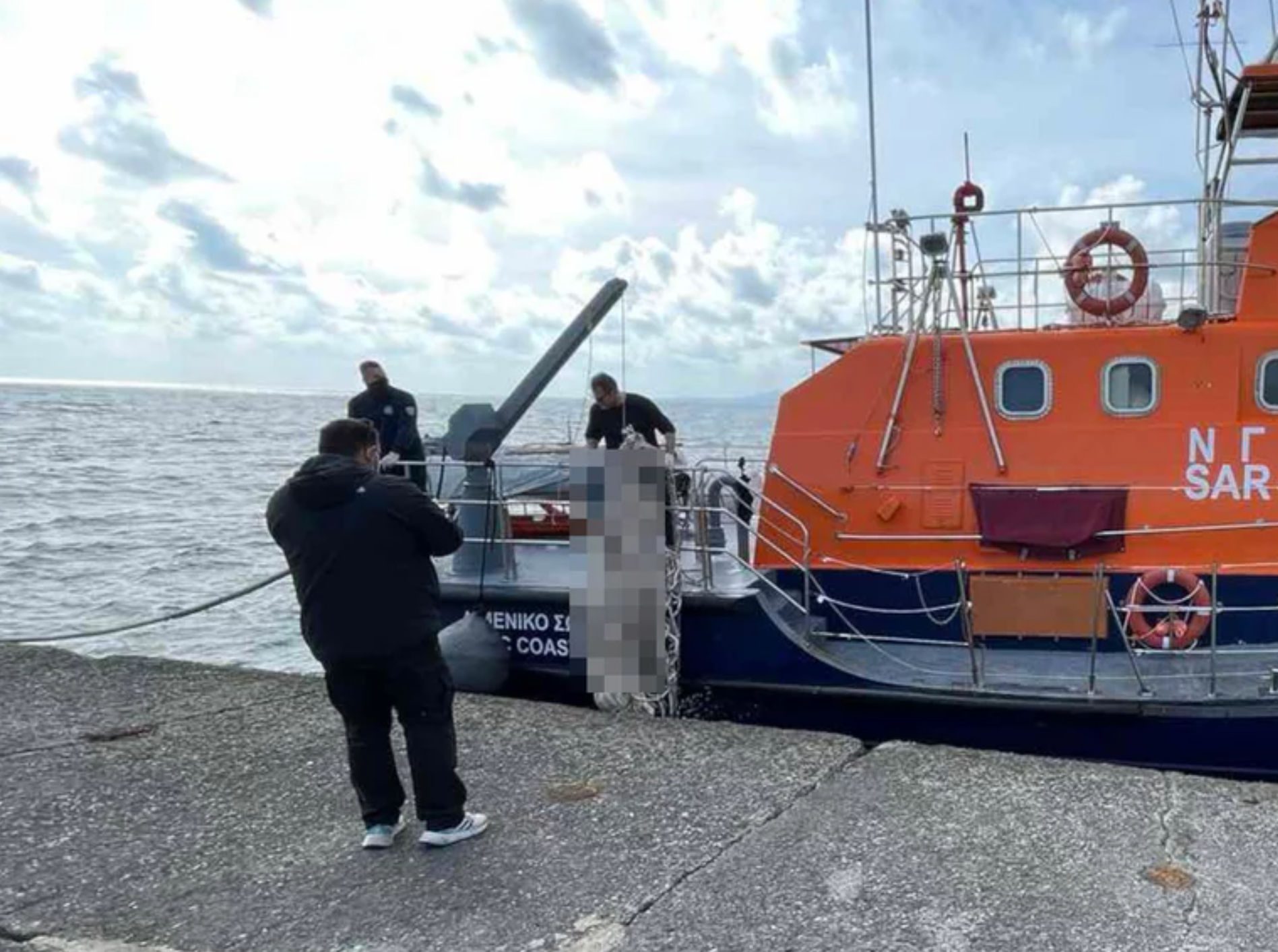 Ψαράς εντόπισε πτώμα σε προχωρημένη σήψη στη θάλασσα