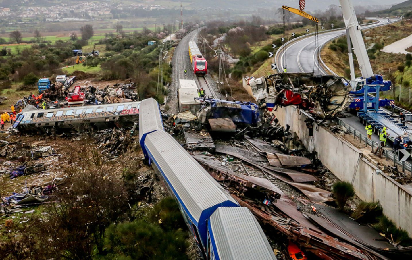 Γιατί «μπαζώθηκε» το σημείο της σύγκρουσης των τρένων στη τραγωδία των Τεμπών