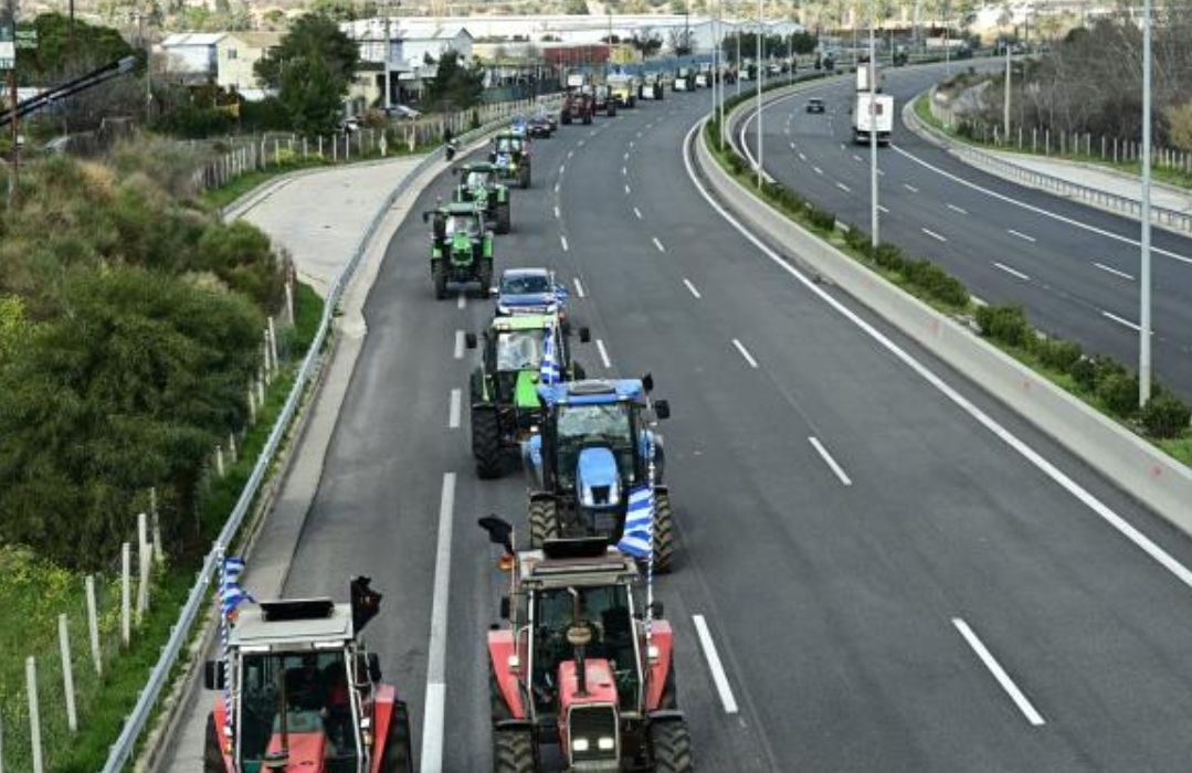 Αυτός είναι ο λόγος που δεν πληρώνουν διόδια τα τρακτέρ που έρχονται στην Αθήνα