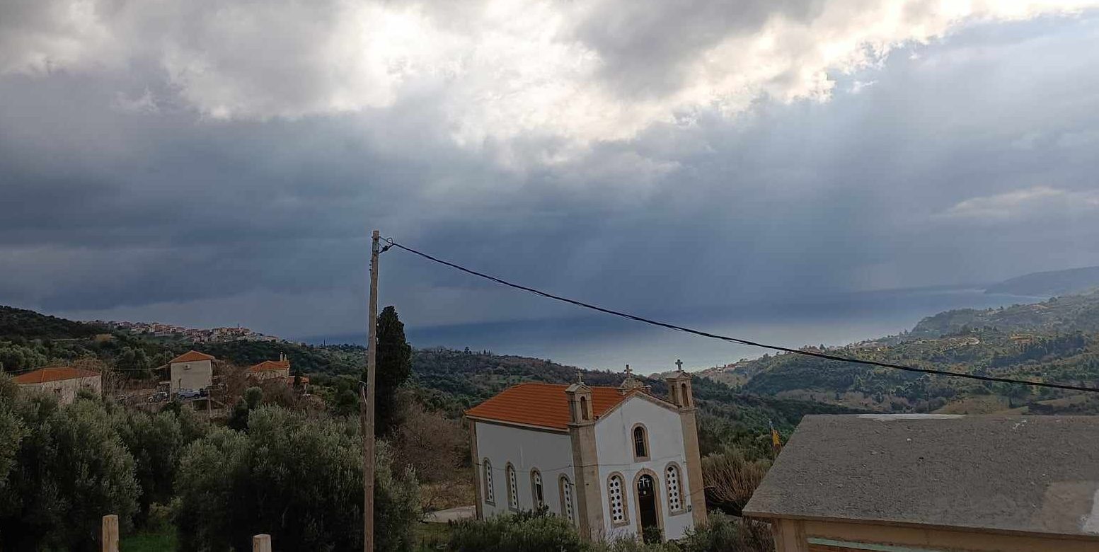 Καλός αρχικά σήμερα ο καιρός σε Εύβοια και Σκύρο – Πότε θα εκδηλωθούν καταιγίδες Καλός αρχικά σήμερα ο καιρός σε Εύβοια και Σκύρο – Πότε θα εκδηλωθούν καταιγίδες