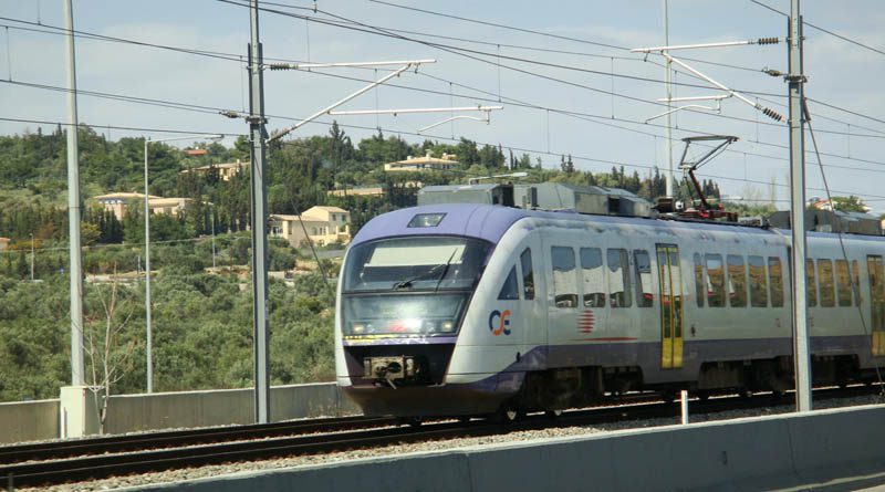 Τρένο παραβίασε κόκκινο σηματοδότη στο Προαστιακό – Έκτακτη σύσκεψη στο υπ. Μεταφορών