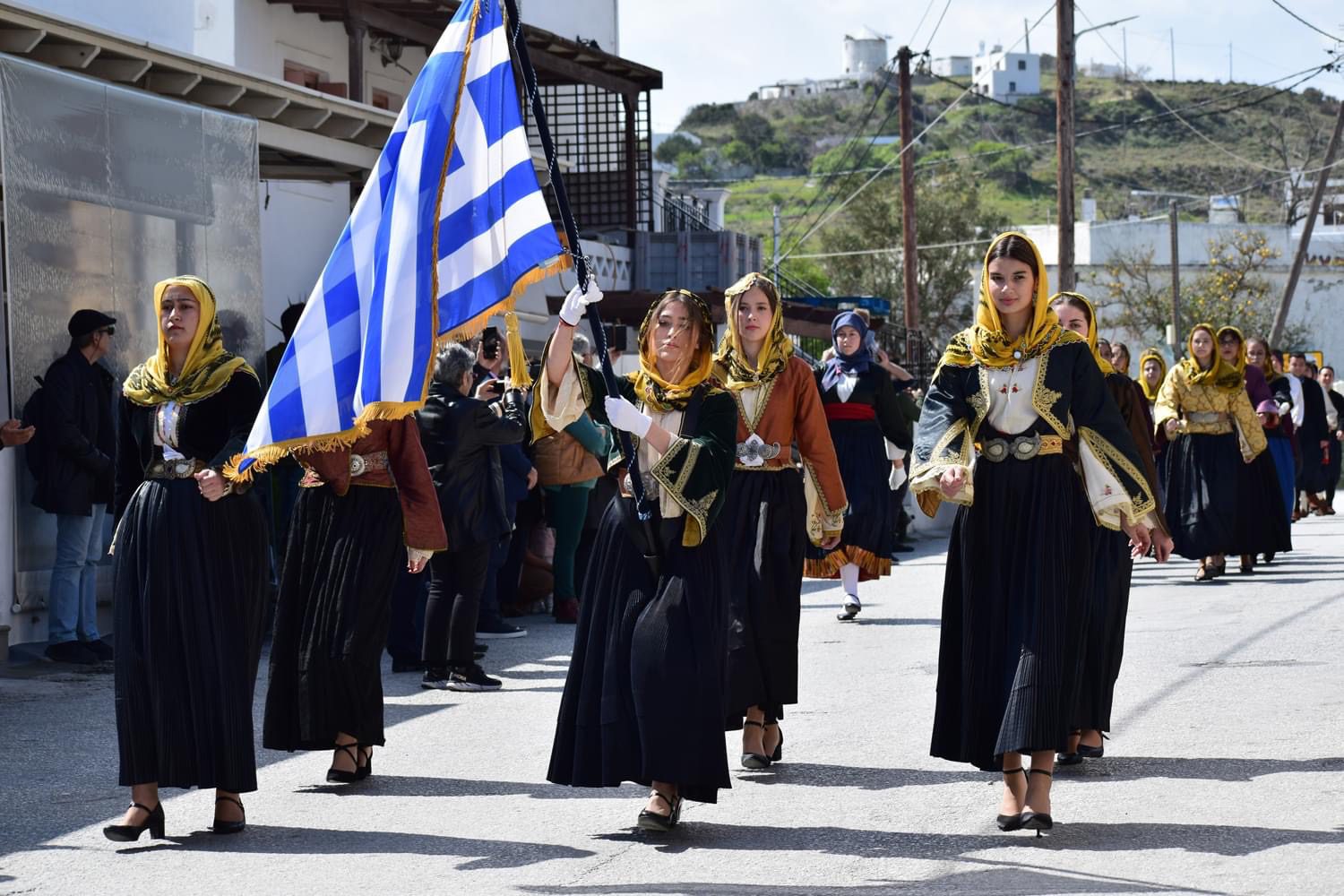 Δέος στον εορτασμό της 25ης Μαρτίου στη Σκύρο