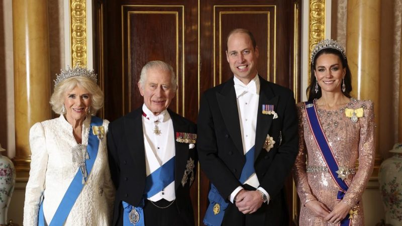 Βασιλική οικογένεια: Πόσο εμπιστεύεται ο λαός τον Κάρολο και την Κέιτ