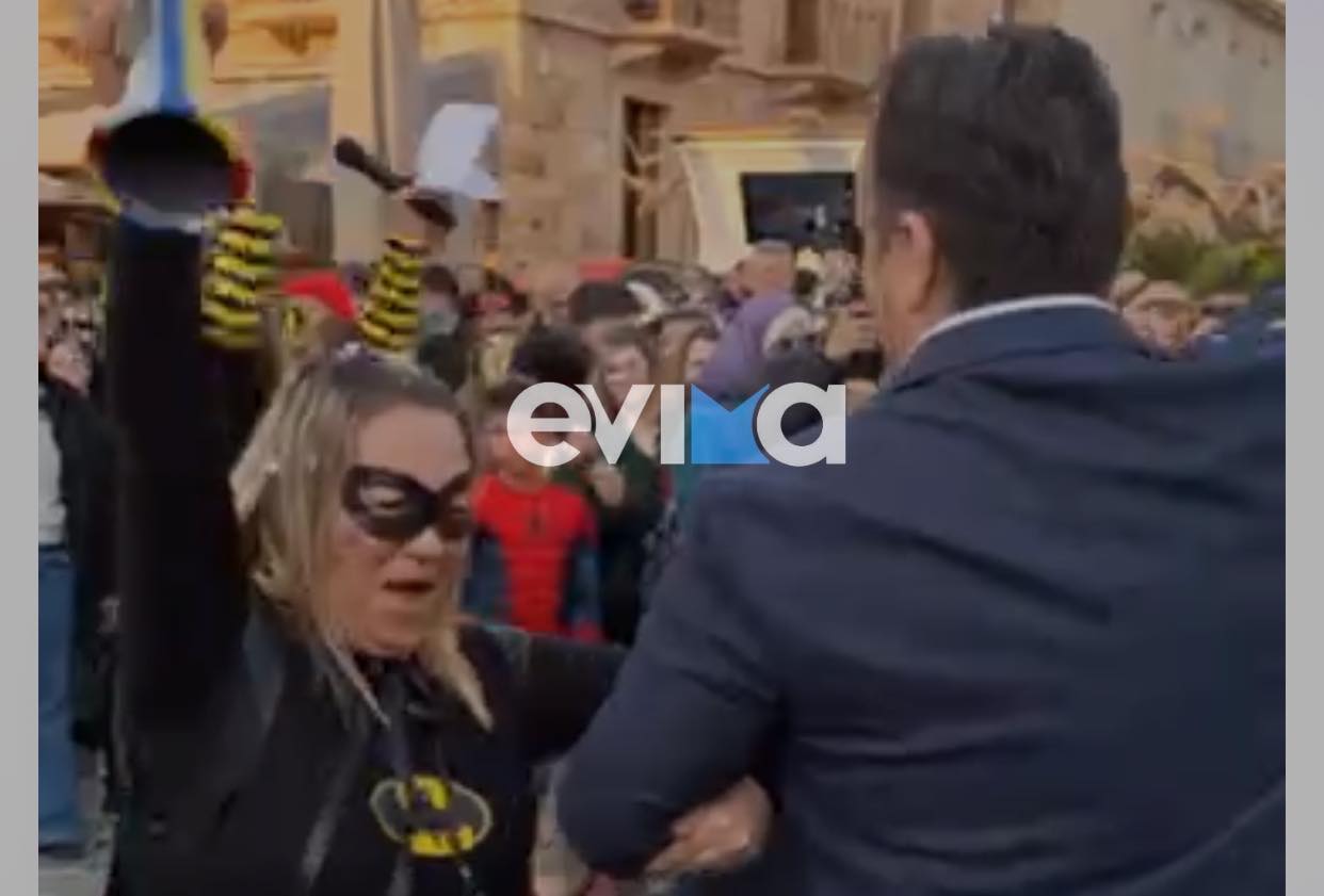 Δήμαρχος έγινε viral στην Εύβοια! Χόρεψε latin σε παρέλαση Καρναβαλιστών (vid)