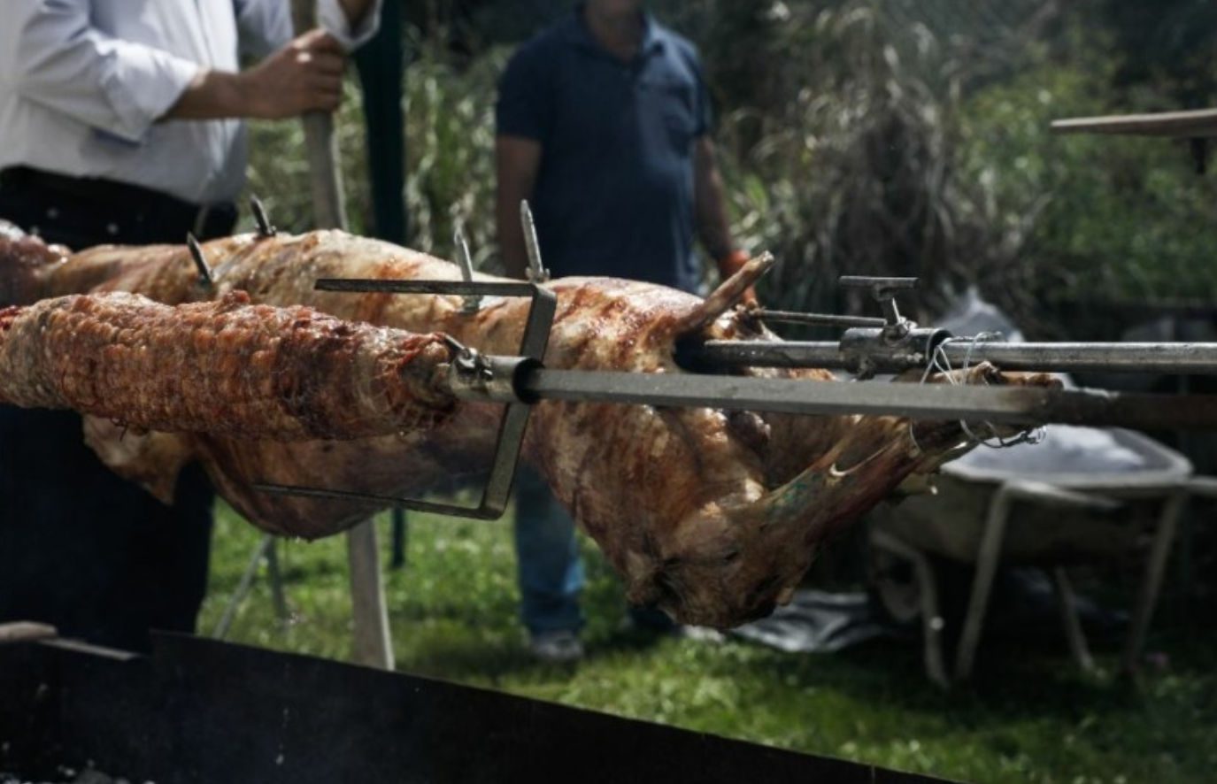 Εύβοια: Τι καιρό θα κάνει το Πάσχα – Σούβλες με μποφόρ και βροχές