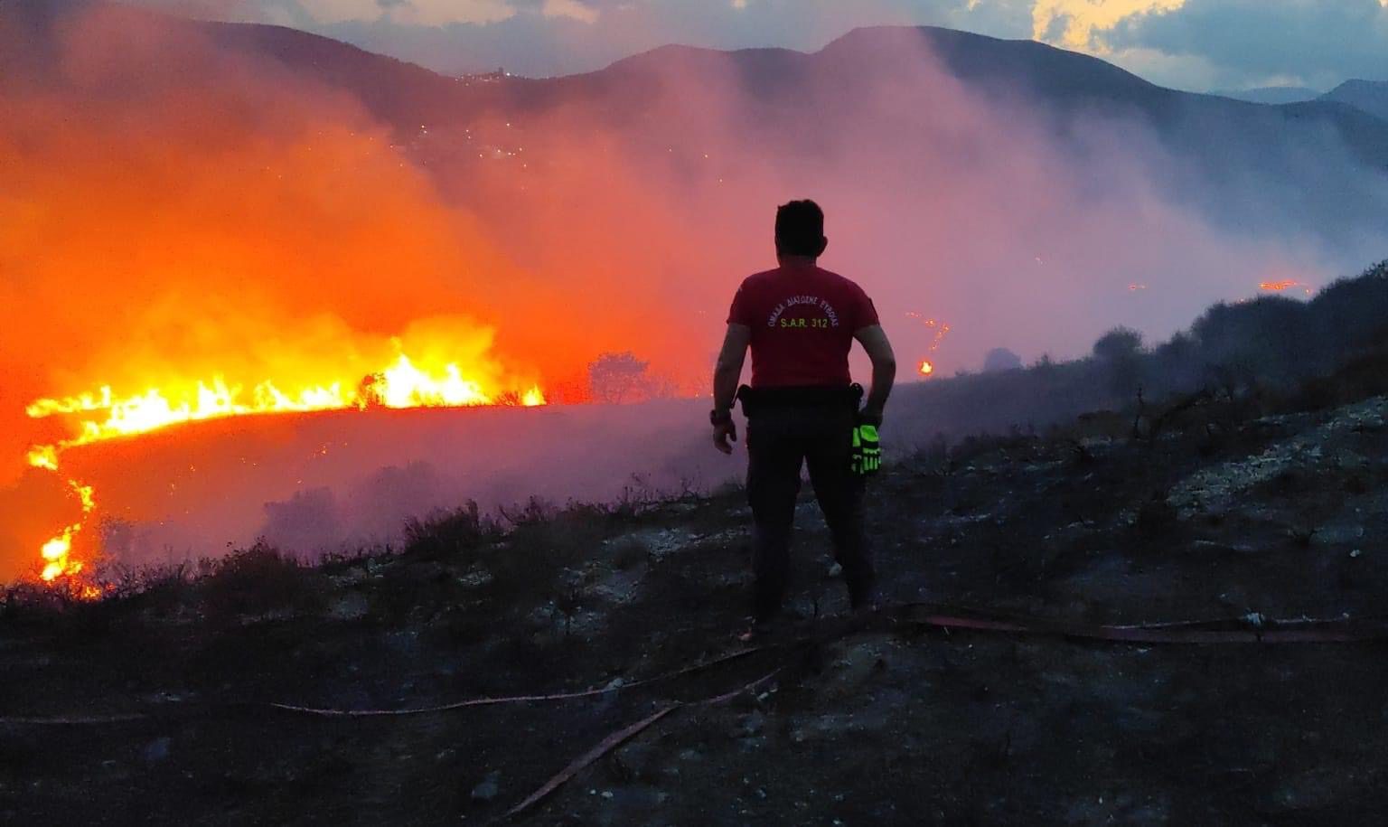 Εύβοια: Εθελοντική ομάδα ενισχύεται λόγω αντιπυρικής περιόδου – Πότε  ξεκινά εγγραφές νέων μελών