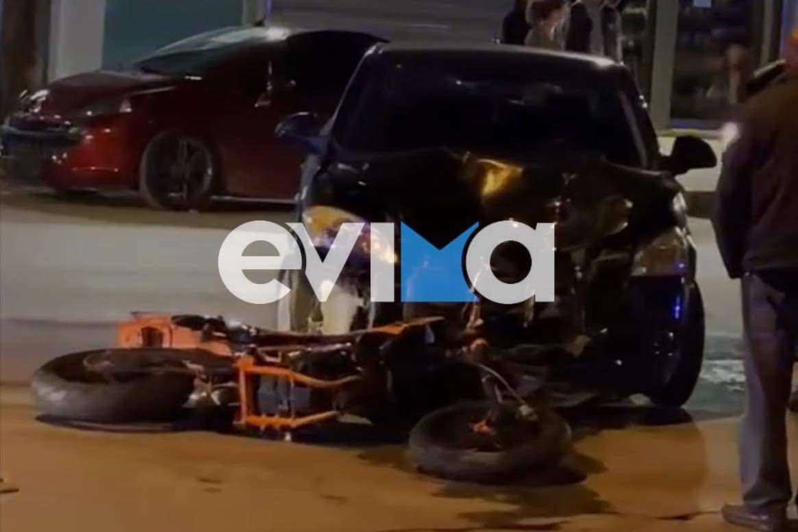 Σοβαρό τροχαίο στην Εύβοια: Σφοδρή σύγκρουση ΙΧ με μηχανή – Στο νοσοκομείο ο οδηγός του δίκυκλου (pics)