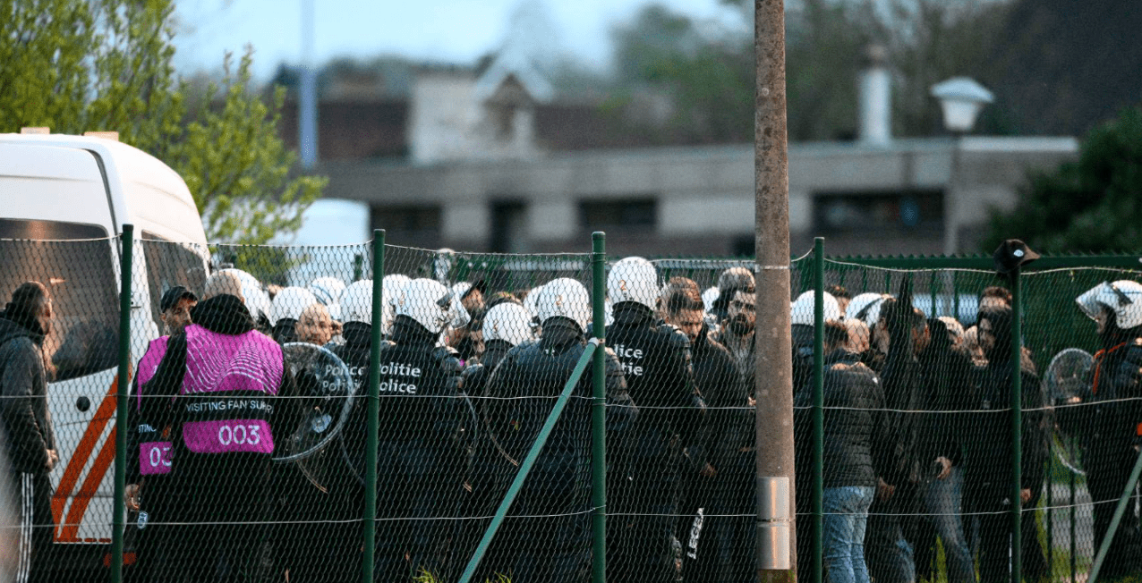 Συγκλονίζει φίλος του ΠΑΟΚ που βρέθηκε στο Μπριζ: «Μας χτυπούσαν σαν να είμαστε ζώα»