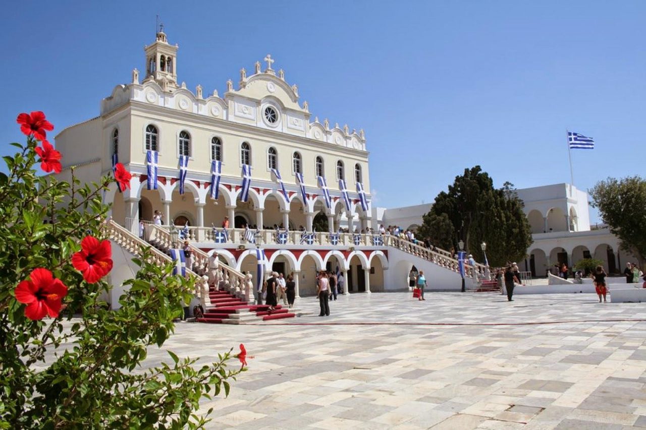 Εύβοια: Πότε και πώς θα γίνει η Προσκυνηματική εκδρομή στην Τήνο