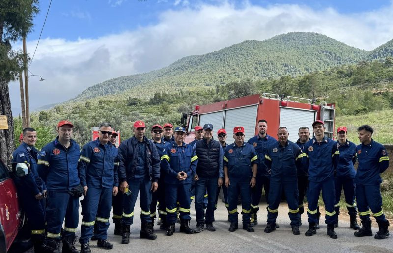 Μεγάλη άσκηση κατάσβεσης δασικής πυρκαγιάς στην Εύβοια- Δείτε φωτογραφίες