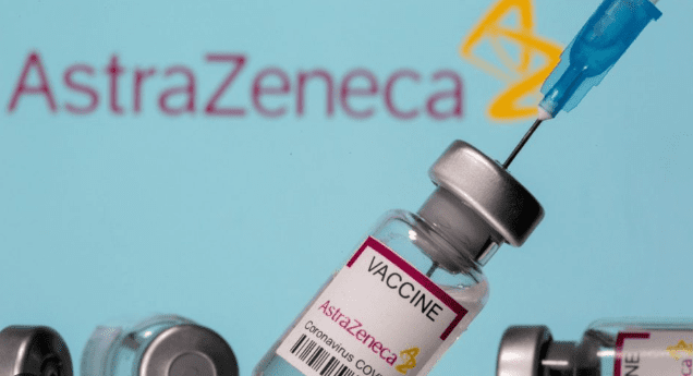 «Βόμβα» Λινού για εμβόλιο AstraZeneca: Τρεις γυναίκες πέθαναν στην Ελλάδα
