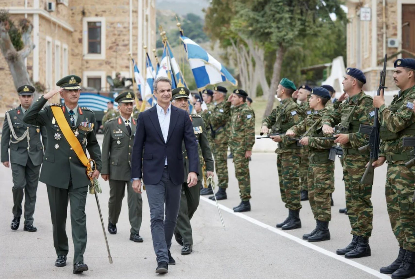 Μητσοτάκης από Χίο: Στρατηγική επιλογή που υπηρετούμε απαρέγκλιτα η συνεχής επένδυση στις Ένοπλες Δυνάμεις