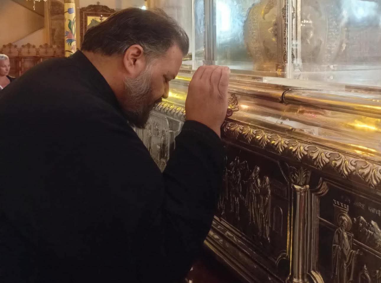 Συγκλονίζει ιερέας στην Εύβοια: «Για σένα μάνα μου στον ουρανό» Συγκλονίζει ιερέας στην Εύβοια: «Για σένα μάνα μου στον ουρανό»