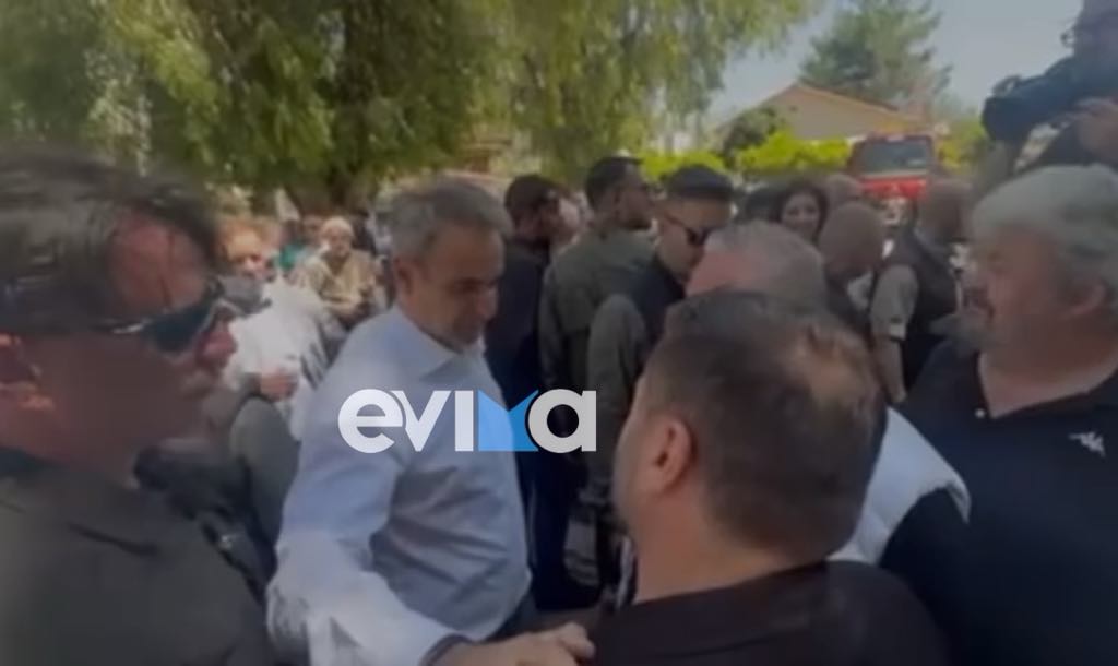 Εύβοια: Ενιαίο ΦΠΑ 11% ζήτησε ο πρόεδρος της εστίασης από το Μητσοτάκη – Τι απάντησε ο πρωθυπουργός (βίντεο) Εύβοια: Ενιαίο ΦΠΑ 11% ζήτησε ο πρόεδρος της εστίασης από το Μητσοτάκη – Τι απάντησε ο πρωθυπουργός (βίντεο)