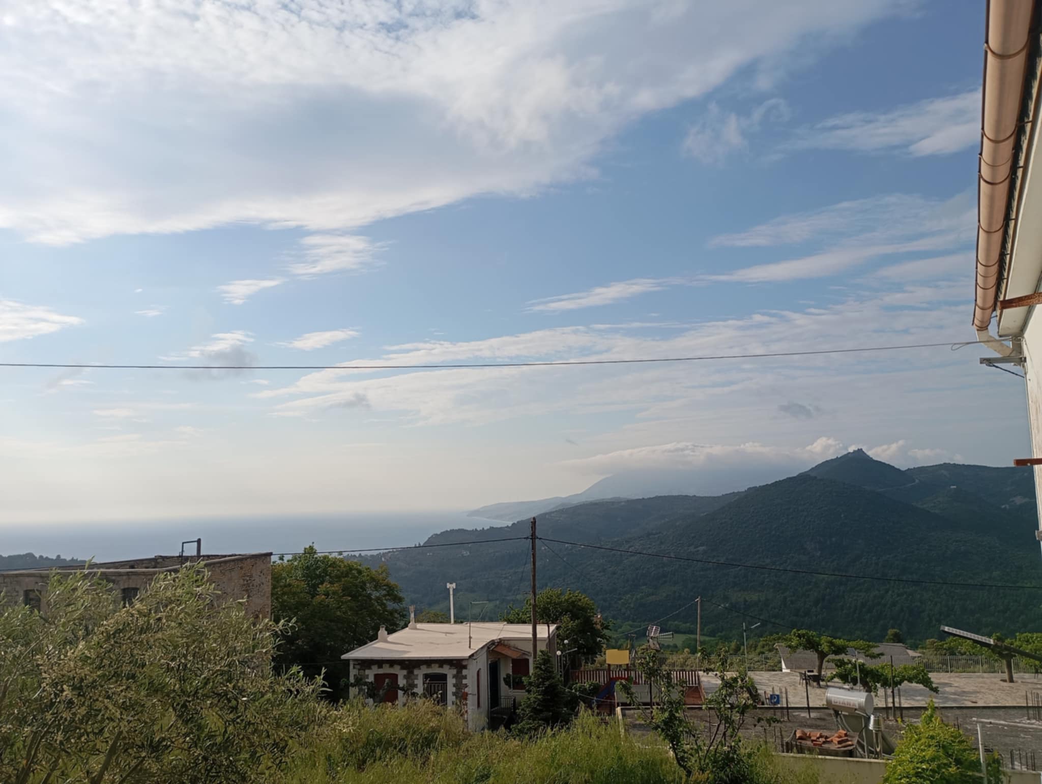 Καιρός: Συννεφιά, τοπικές βροχές και βοριάδες σήμερα στην Εύβοια Καιρός: Συννεφιά, τοπικές βροχές και βοριάδες σήμερα στην Εύβοια