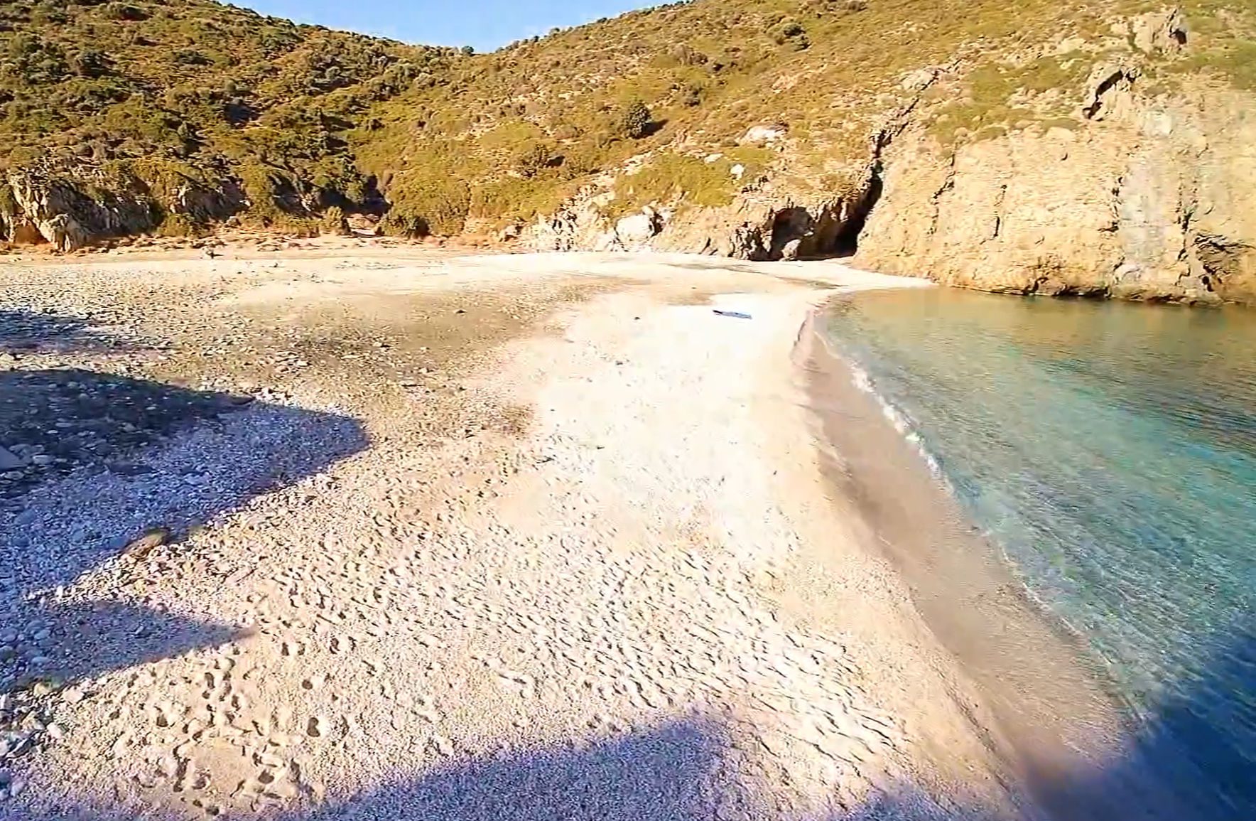 Αυτή είναι η καλύτερη παραλία της Εύβοιας για το πρώτο σας μπάνιο – Πού βρίσκεται Αυτή είναι η καλύτερη παραλία της Εύβοιας για το πρώτο σας μπάνιο – Πού βρίσκεται