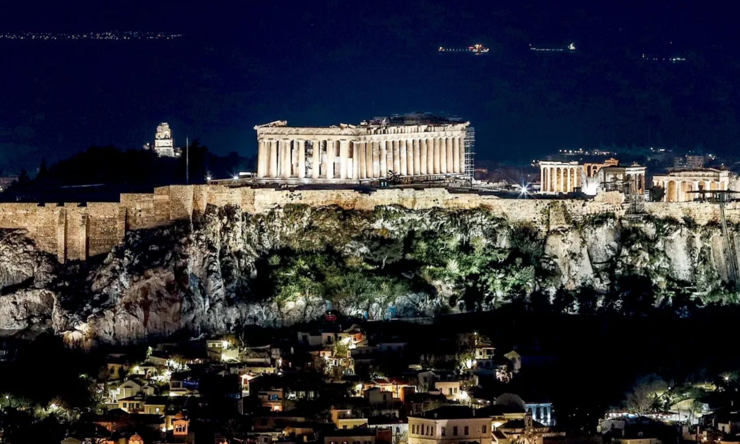 Παρέμβαση εισαγγελέα για το drone show της Adidas στην Ακρόπολη Παρέμβαση εισαγγελέα για το drone show της Adidas στην Ακρόπολη