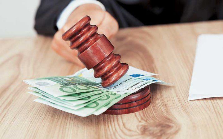 Ποιες επιχειρήσεις κινδυνεύουν με 1.000 ευρώ πρόστιμο Ποιες επιχειρήσεις κινδυνεύουν με 1.000 ευρώ πρόστιμο