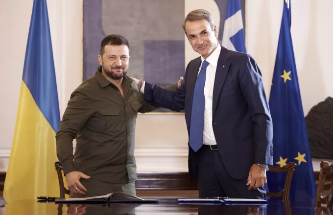 Τηλεφωνική επικοινωνία Μητσοτάκη – Ζελένσκι: Τι συζήτησαν
