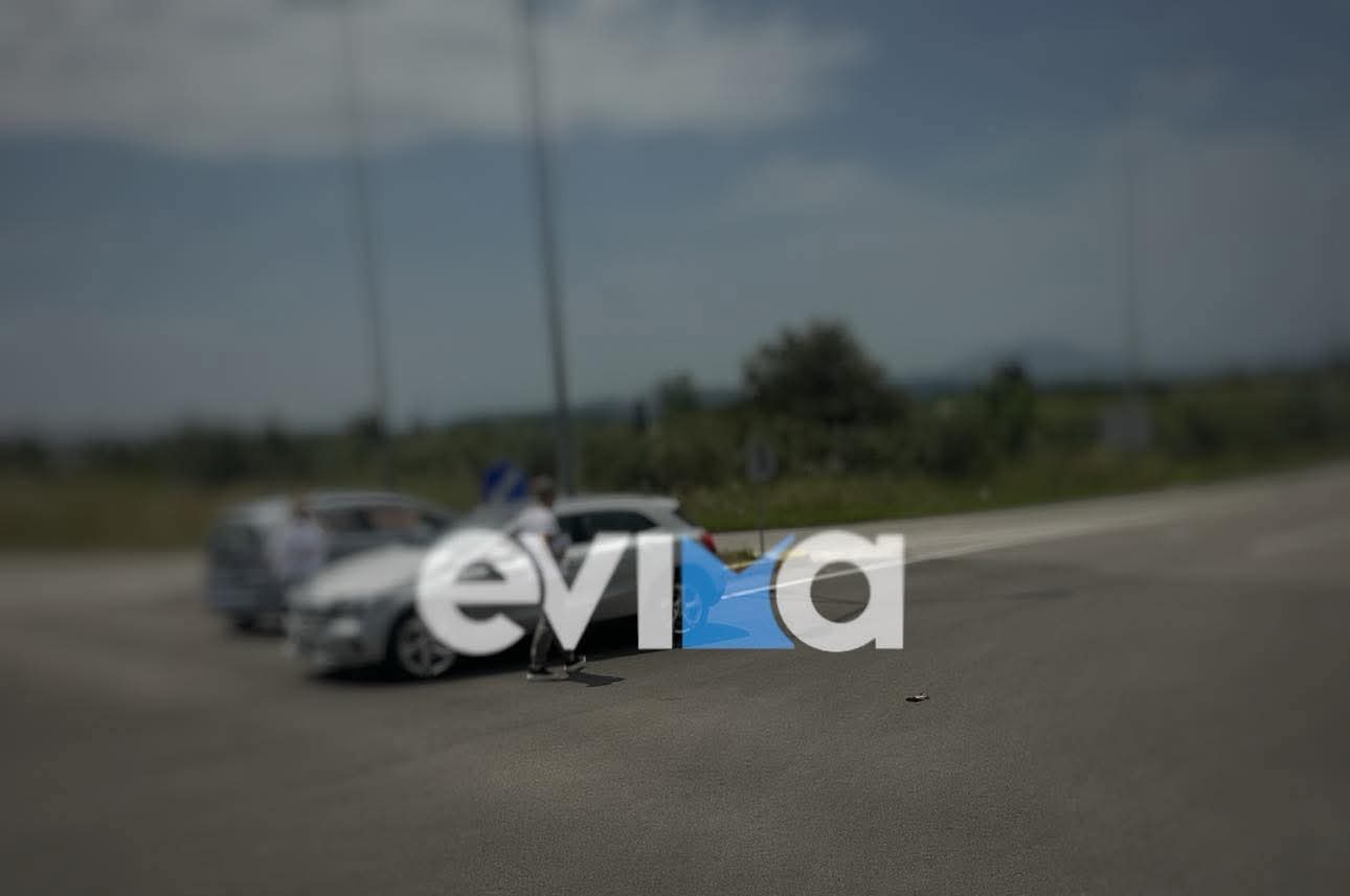 Τροχαίο στους Καθενούς Ευβοίας – Σφοδρή σύγκρουση δύο ΙΧ Τροχαίο στους Καθενούς Ευβοίας – Σφοδρή σύγκρουση δύο ΙΧ